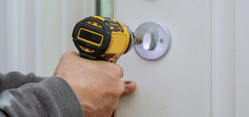 Street Locksmith For Smart Lock Repair in Zion, IL