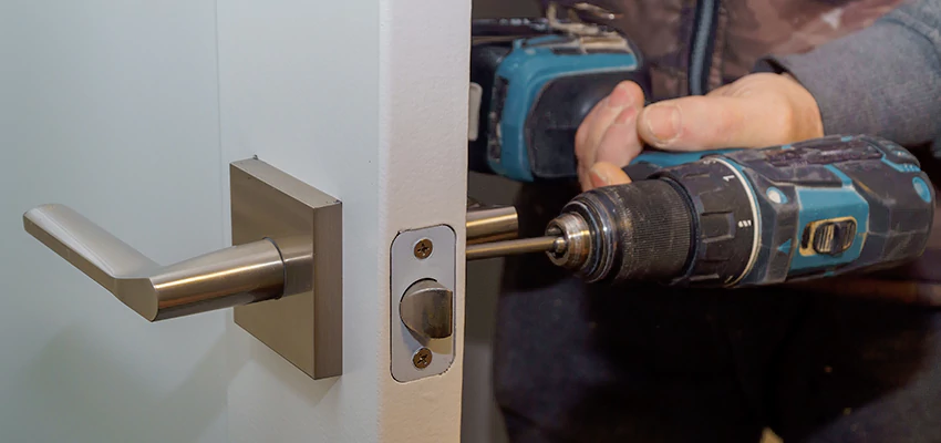 Broken Door Handle Lock Repair in Zion, Illinois