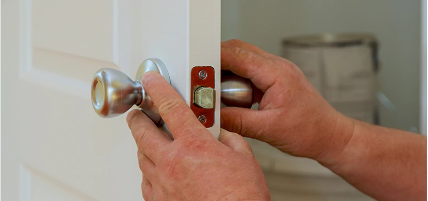 AAA Locksmiths For lock Replacement in Zion, Illinois