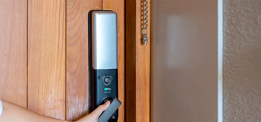 Home Security Electronic Locks Upgrades in Zion, IL